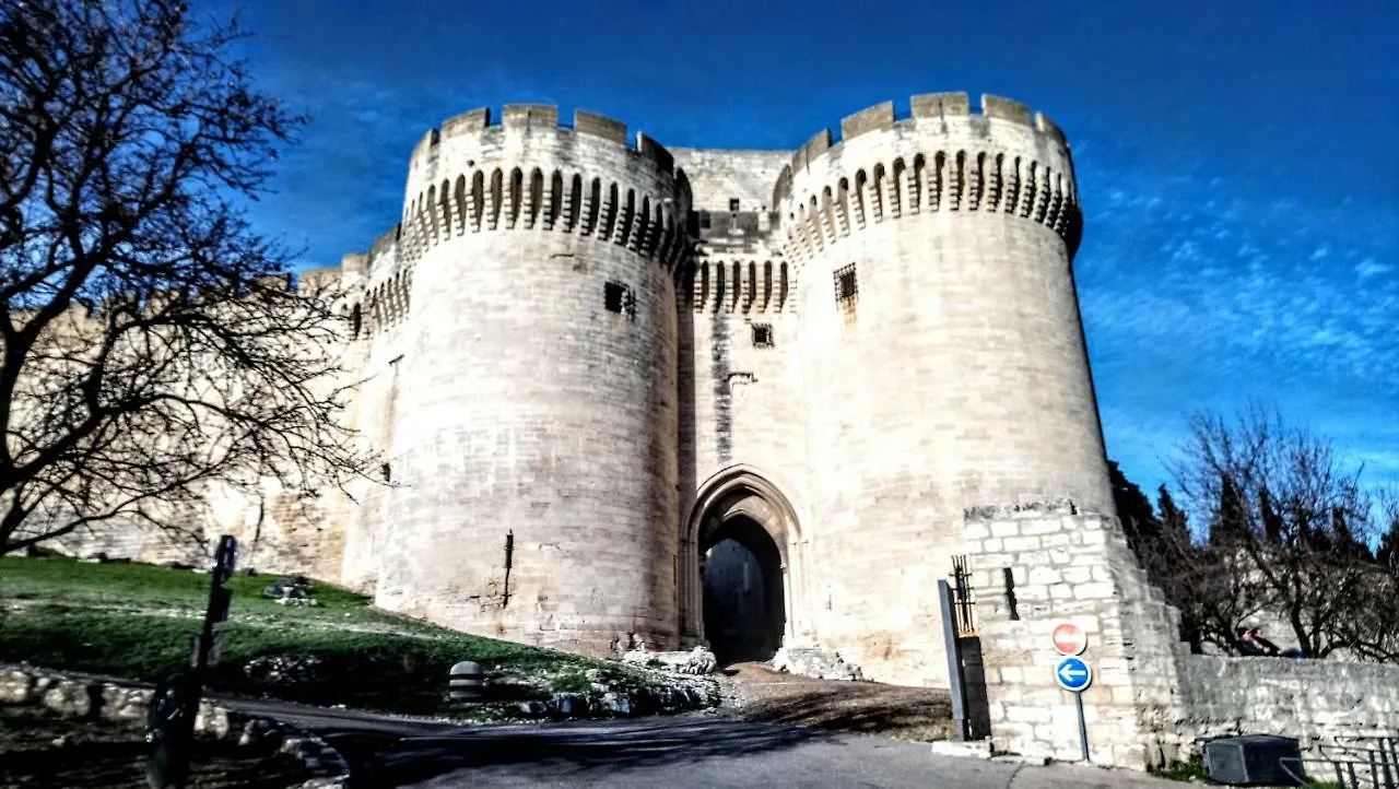 Villeneuve-lès-Avignon La Petite Seigneurette 빌라 0*,  프랑스